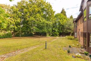 Photo 12- click for photo gallery